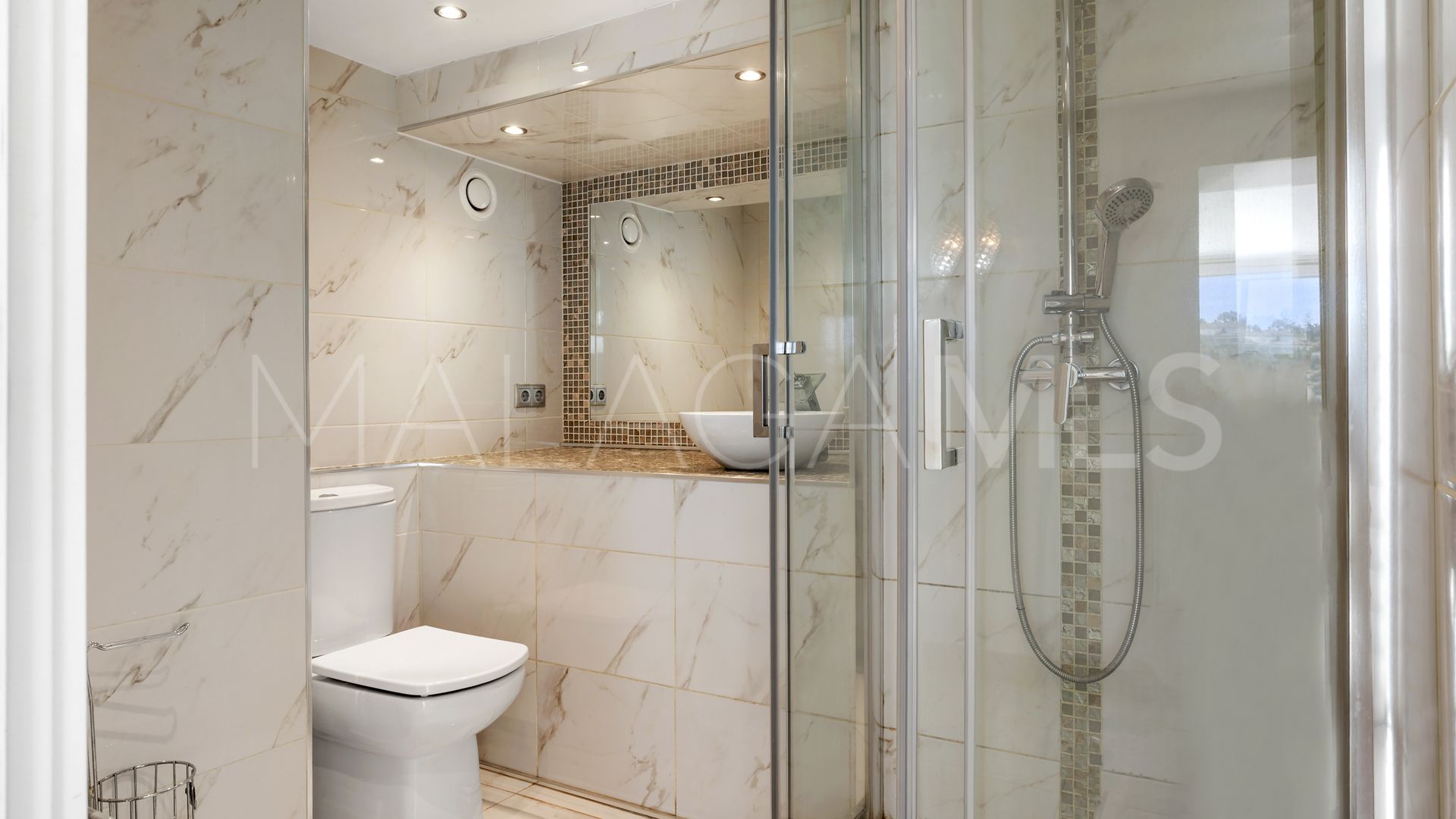 Hus i byn for sale in Marbella Öst