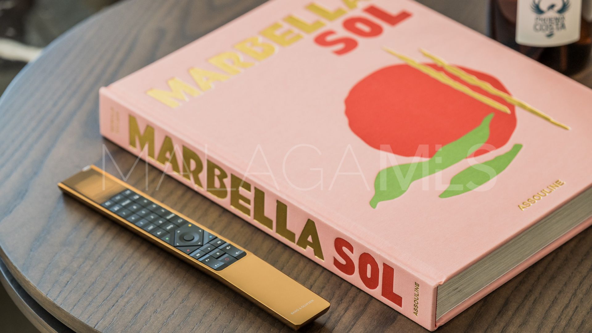 Buy apartamento with 3 bedrooms in Los Monteros Palm Beach