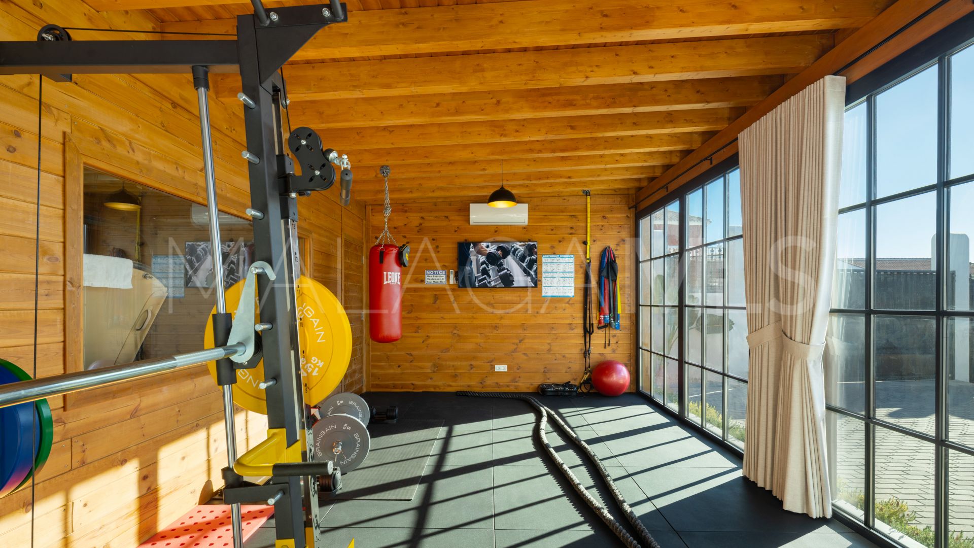 Villa for sale in Guadalmina Alta