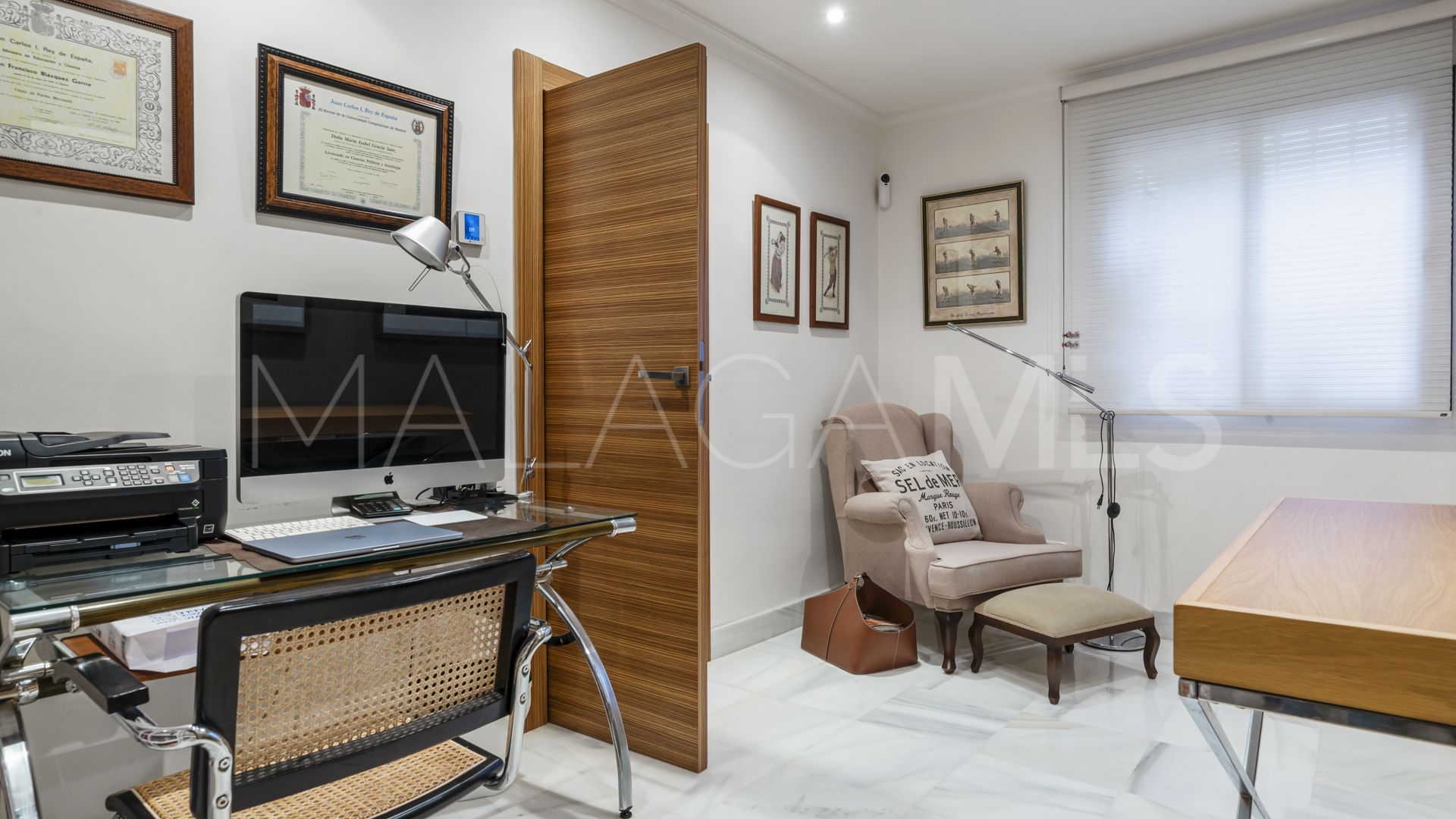 Duplex penthouse for sale in Monte Halcones