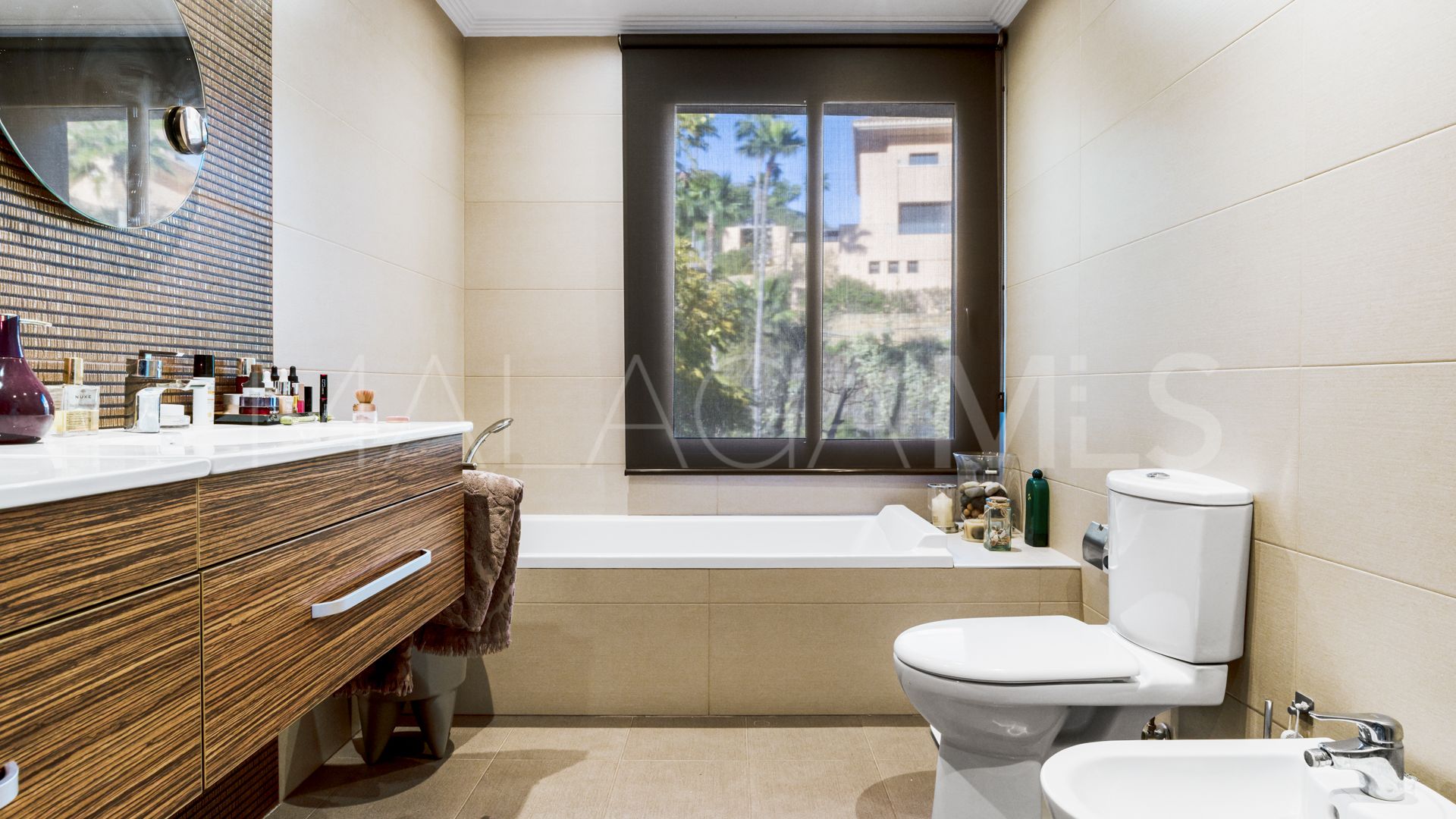 Duplex penthouse for sale in Monte Halcones