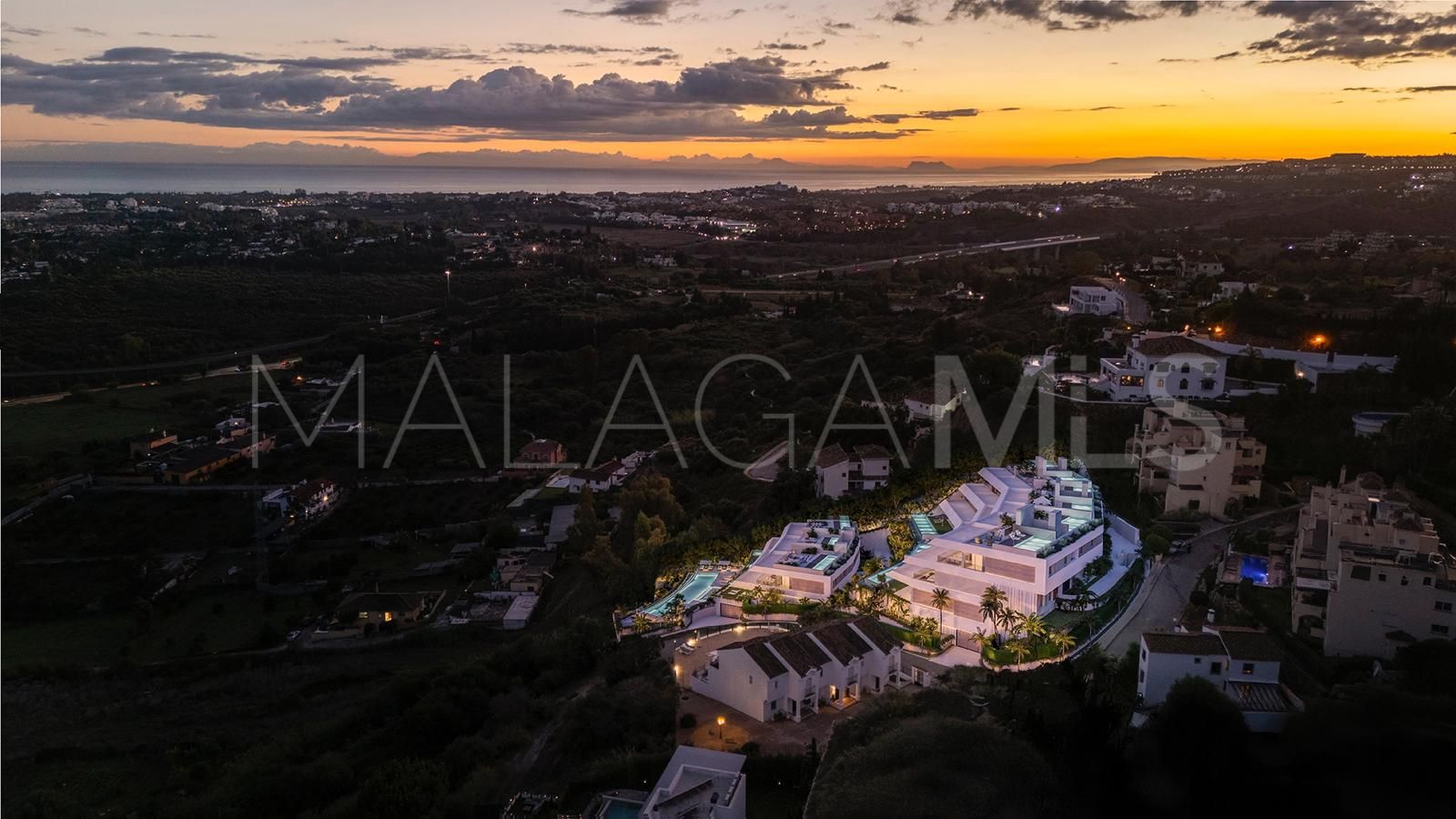 For sale Benahavis 3 bedrooms apartment