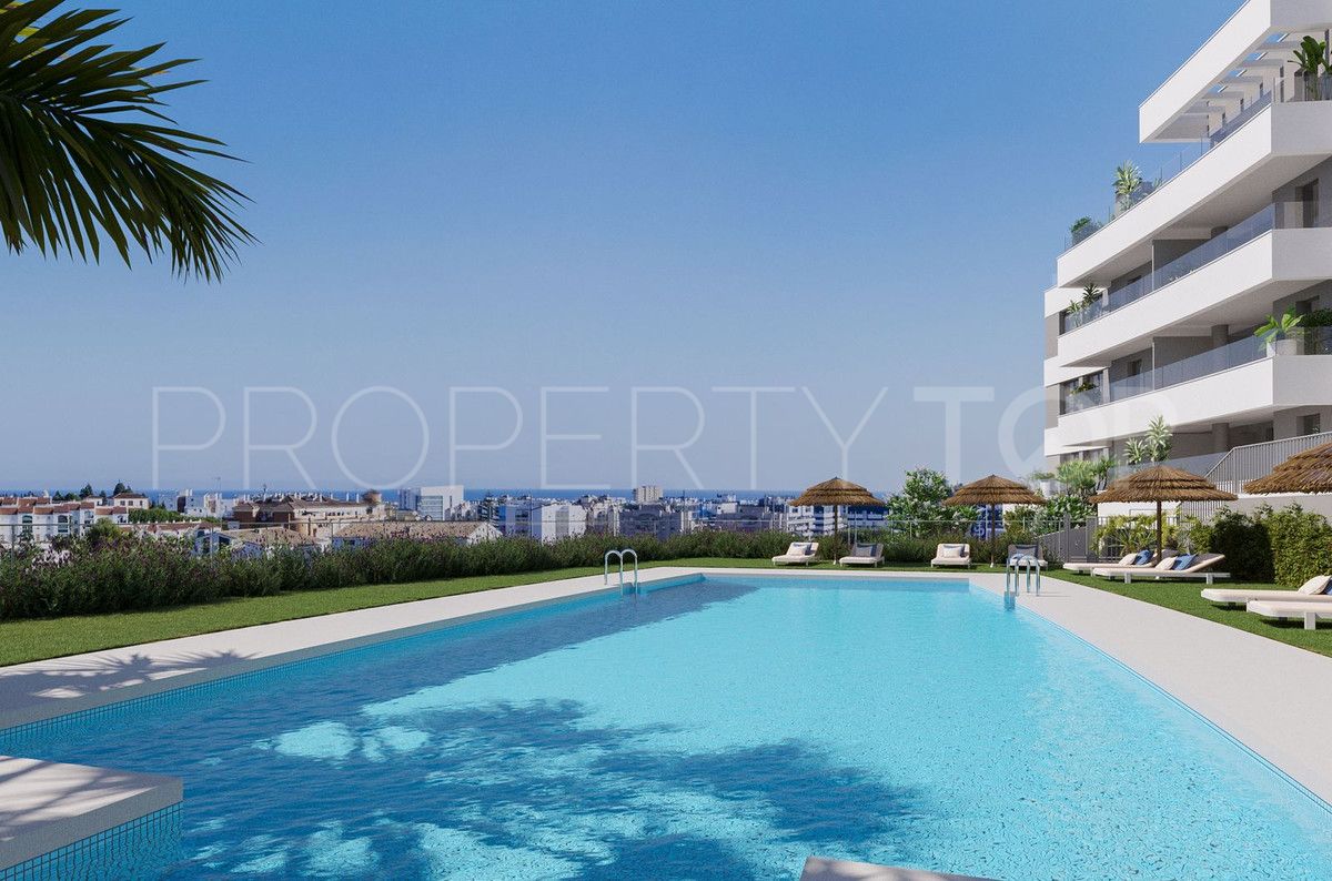 Apartamento en venta de 3 dormitorios en Estepona