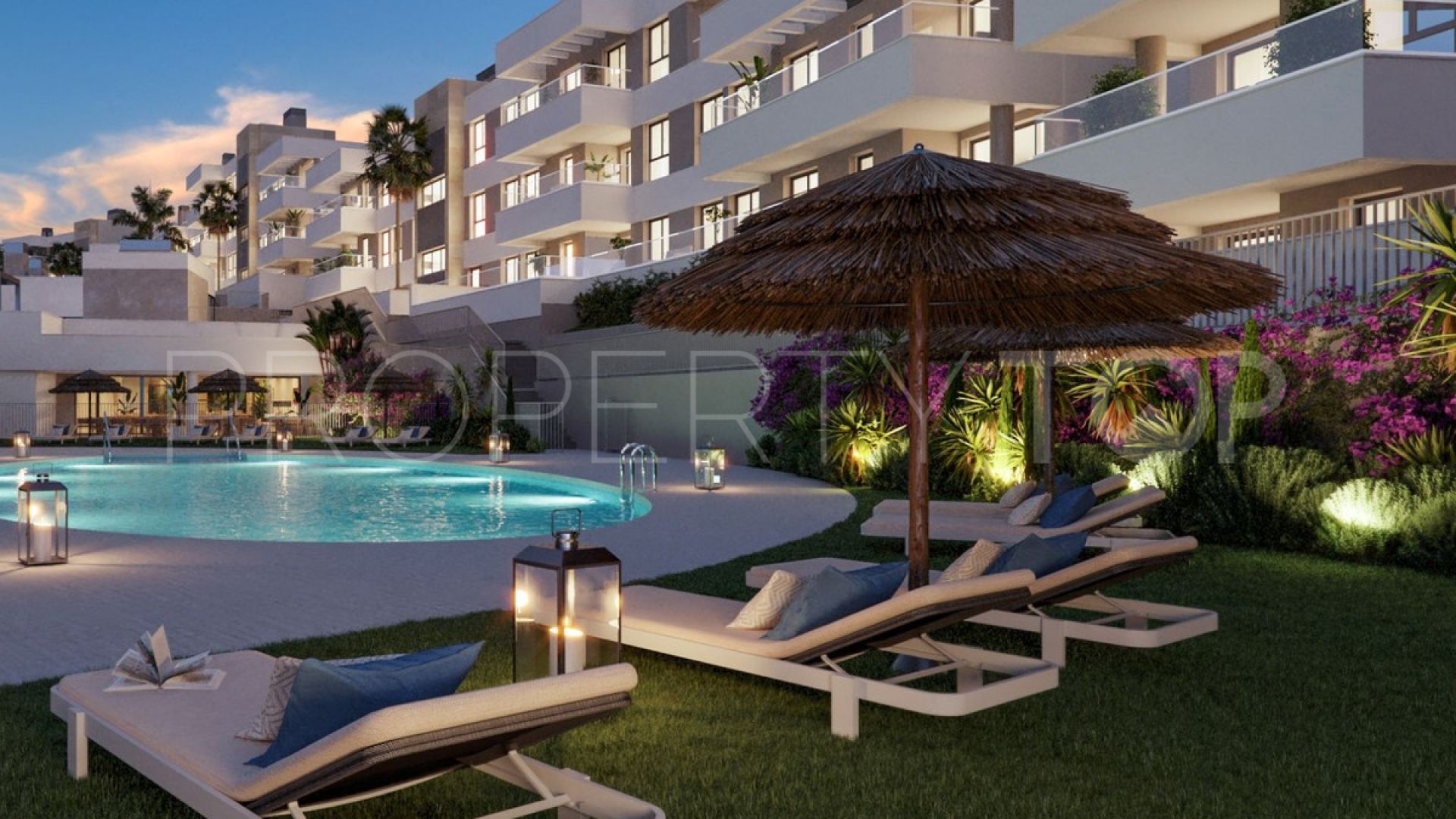 Apartamento en venta de 3 dormitorios en Estepona