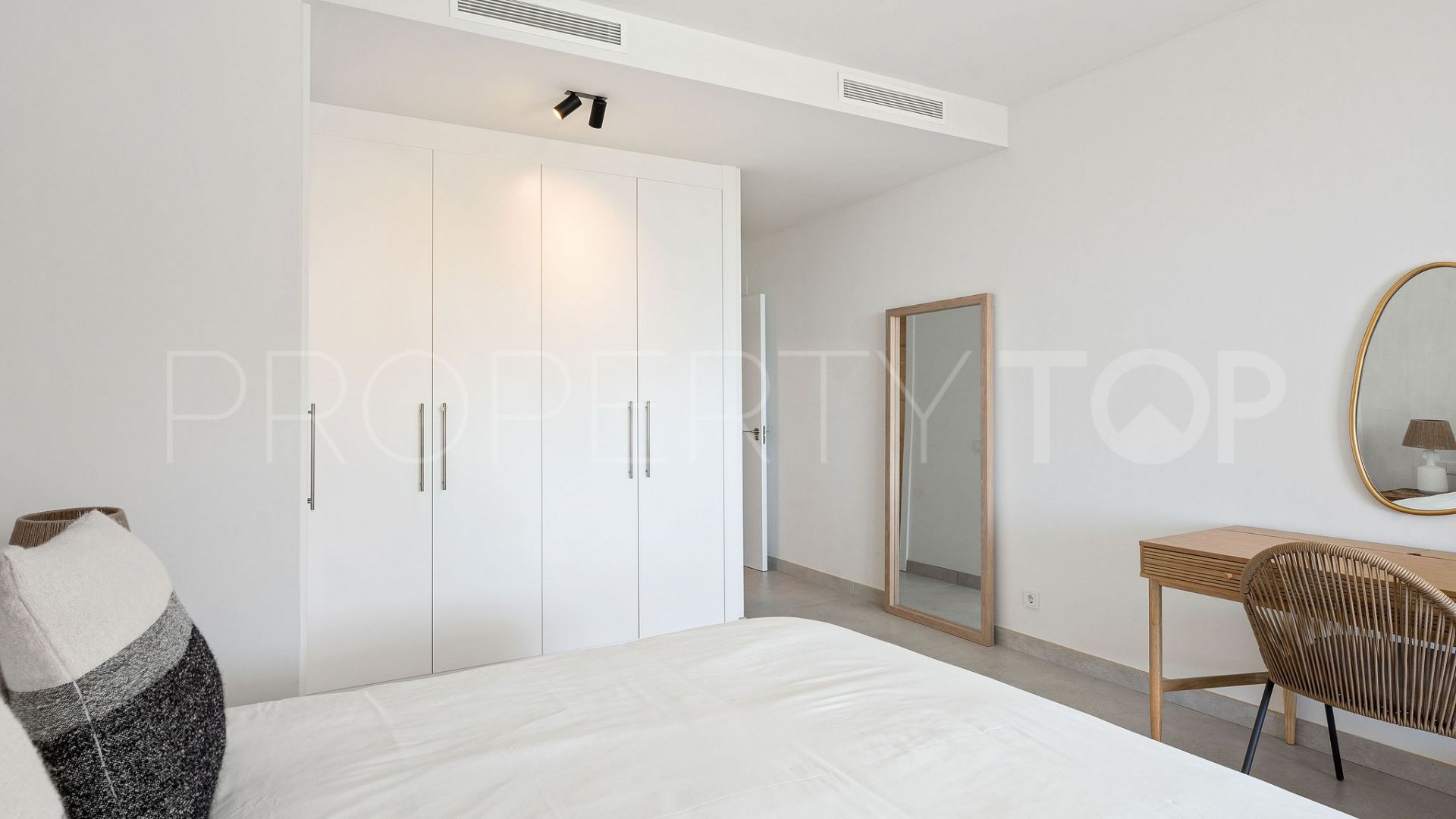 Buy Cabopino ground floor apartment