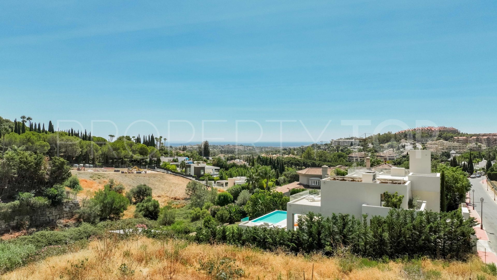 Plot for sale in Nueva Andalucia