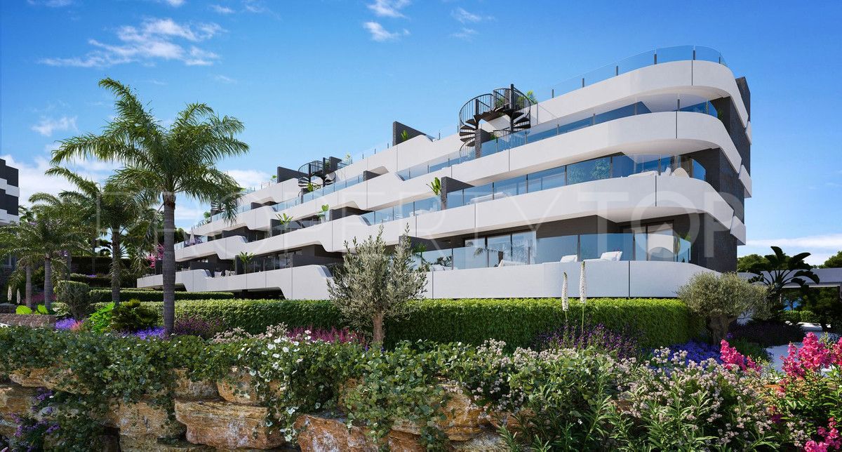 Apartamento planta baja de 3 dormitorios en venta en Estepona