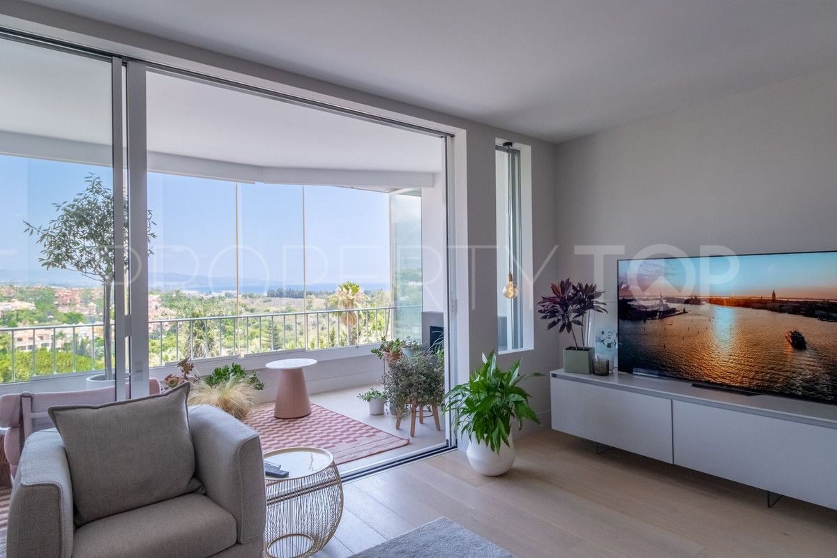 For sale 2 bedrooms apartment in Marbella - Puerto Banus