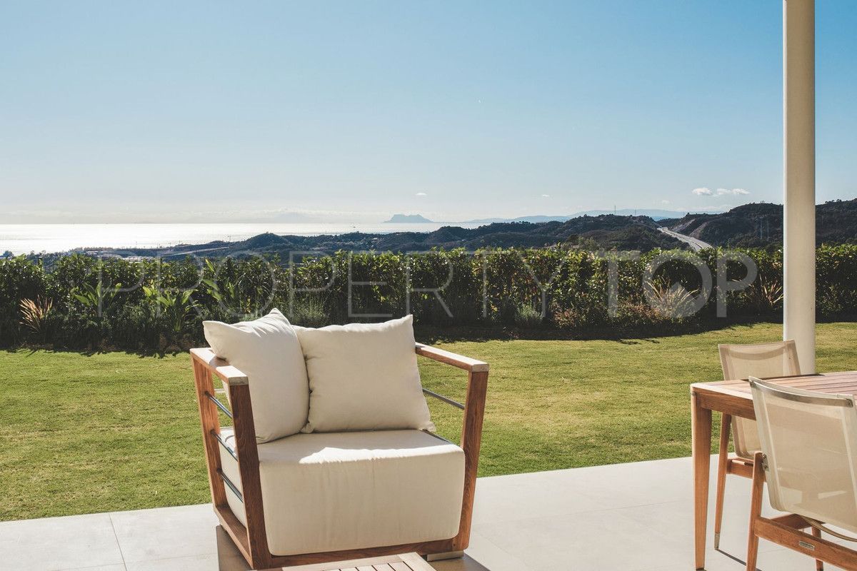 Benahavis 2 bedrooms apartment for sale