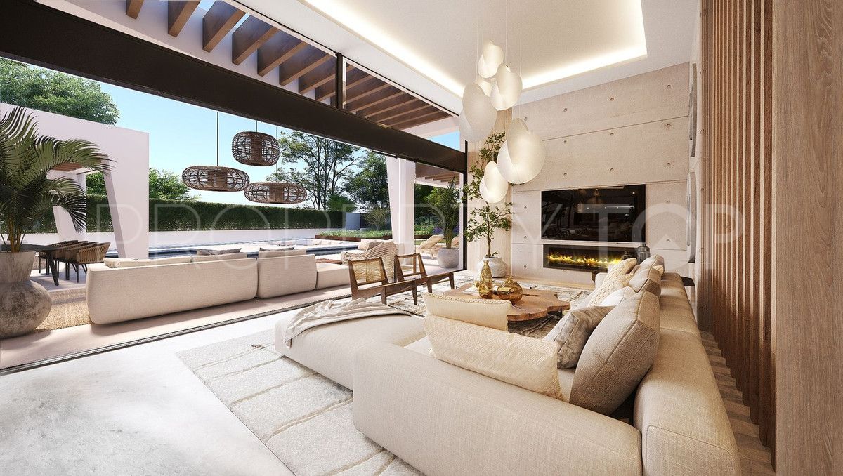 Villa for sale in Marbella City with 4 bedrooms