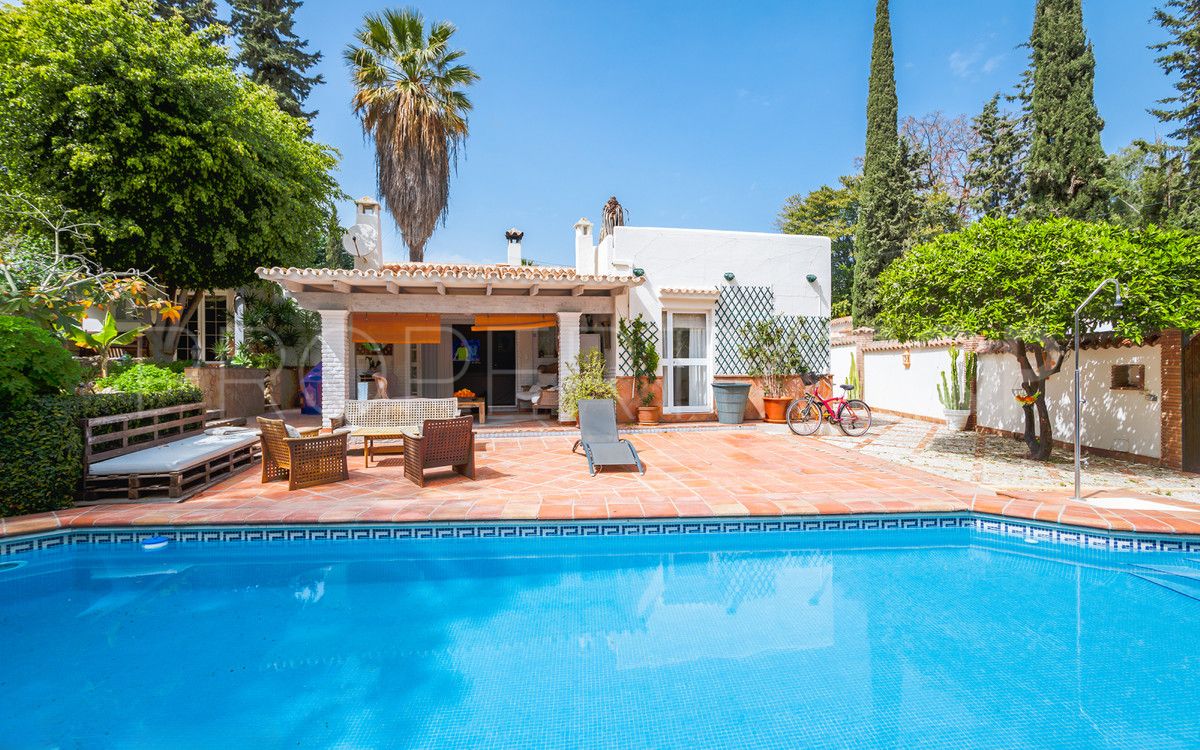 For sale Nueva Andalucia villa