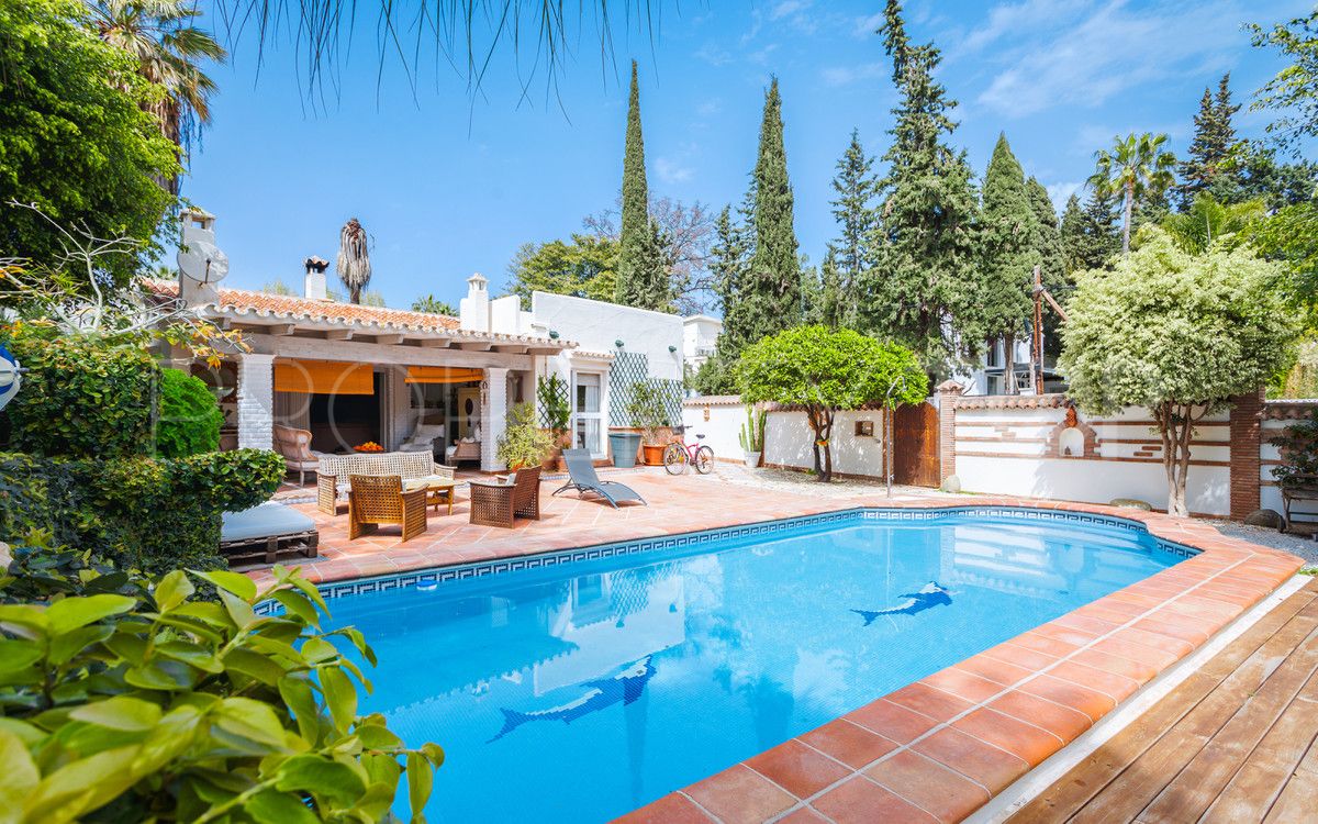 Nueva Andalucia, villa en venta