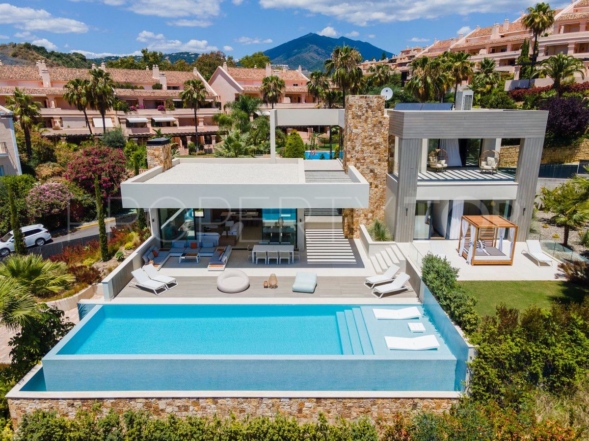 Nueva Andalucia, villa a la venta