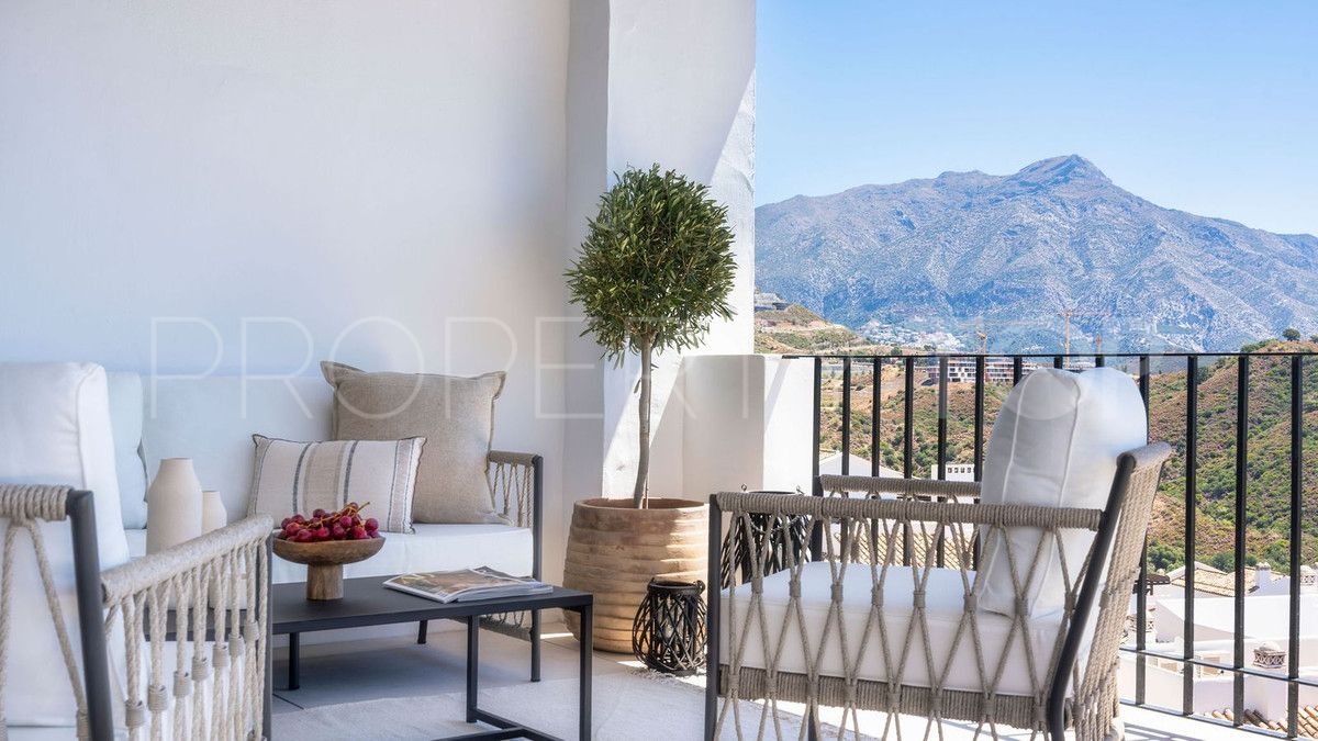 For sale penthouse in La Quinta with 3 bedrooms