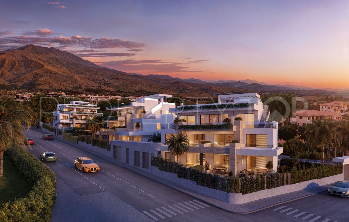 Comprar apartamento planta baja con 2 dormitorios en Estepona