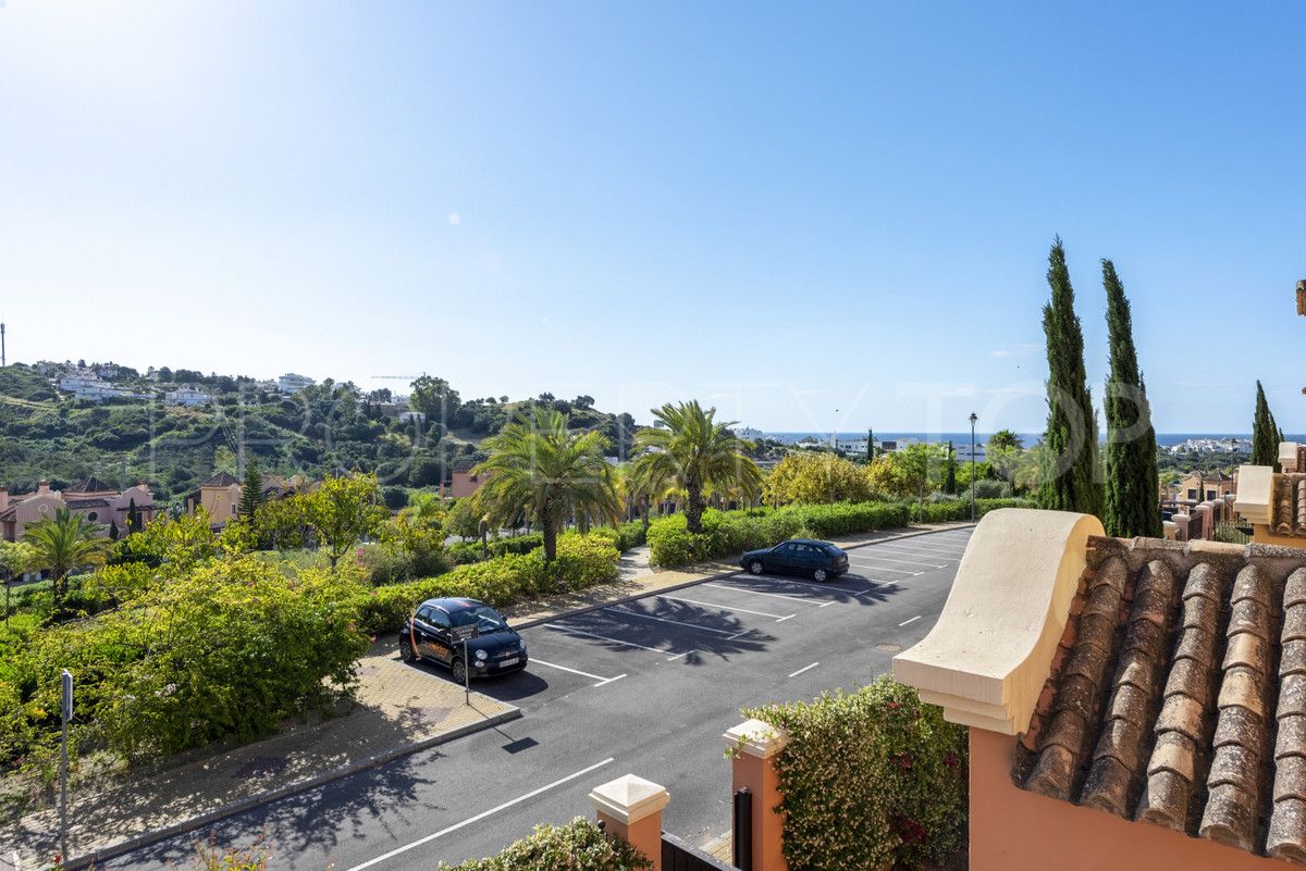 Villa a la venta con 3 dormitorios en Estepona