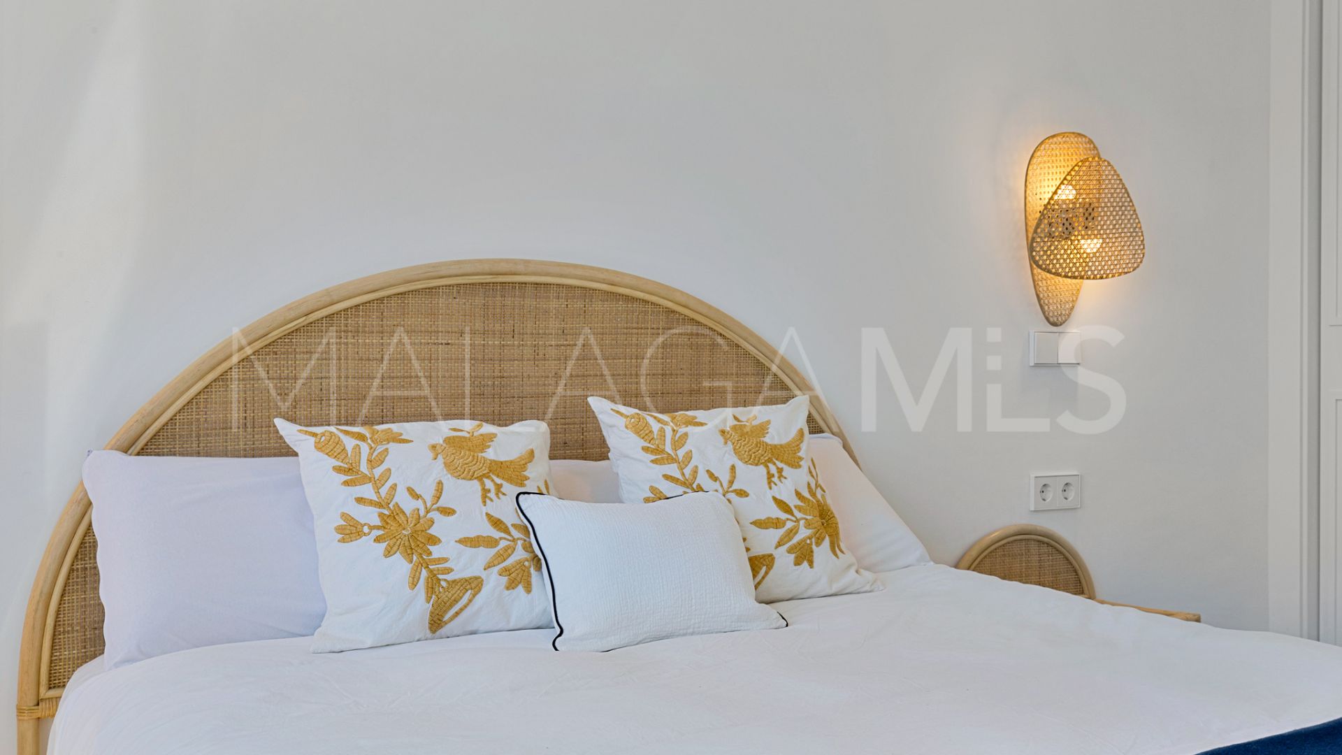 Radhus for sale in Guadalmina Baja
