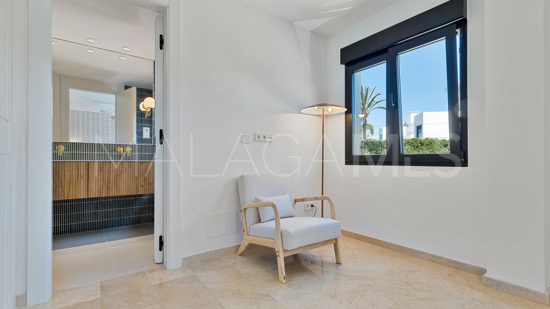 Radhus for sale in Guadalmina Baja