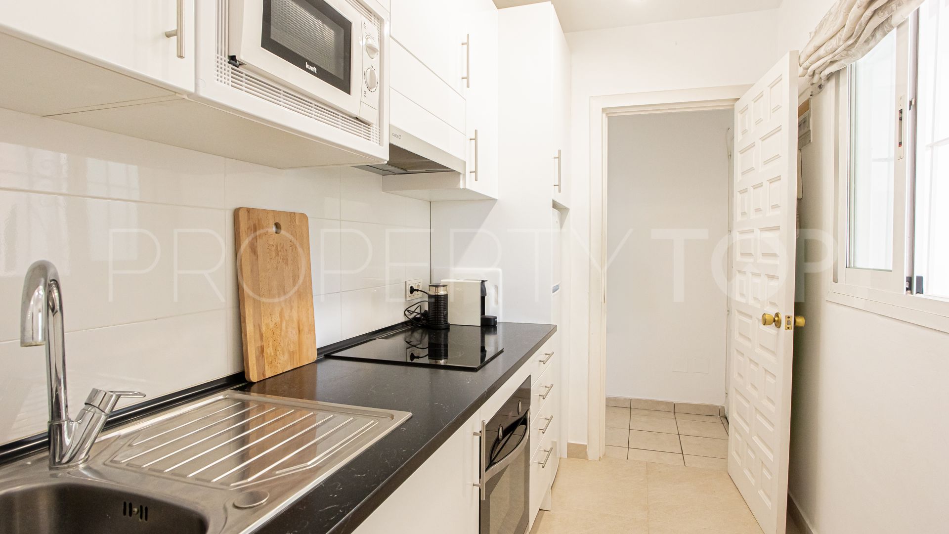 For sale 2 bedrooms ground floor apartment in Azahara I