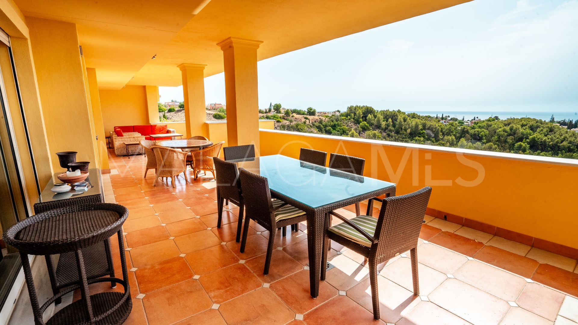 Buy apartamento in Condado de Sierra Blanca with 3 bedrooms