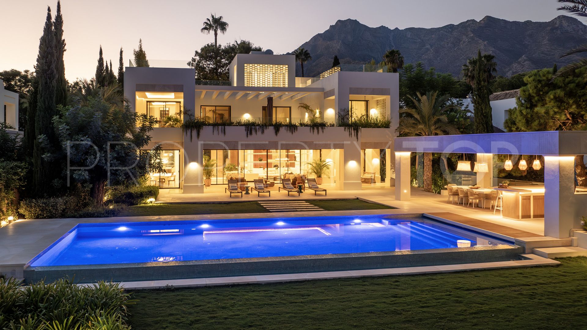 Villa en venta de 5 dormitorios en Marbella Golden Mile