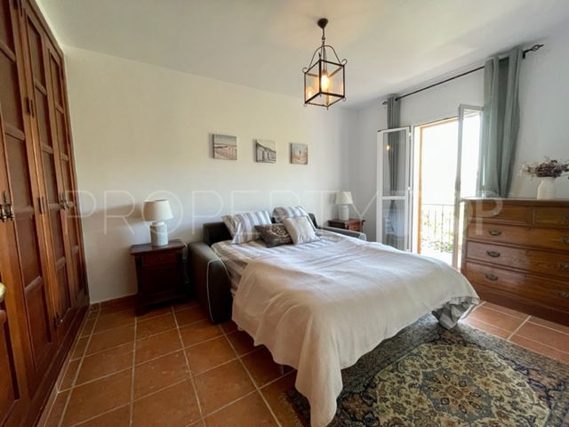 Town house in Torreguadiaro for sale