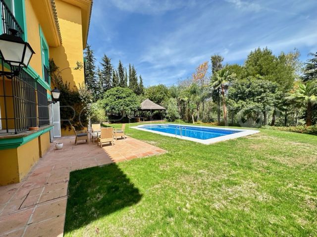 For sale villa in Sotogrande Alto