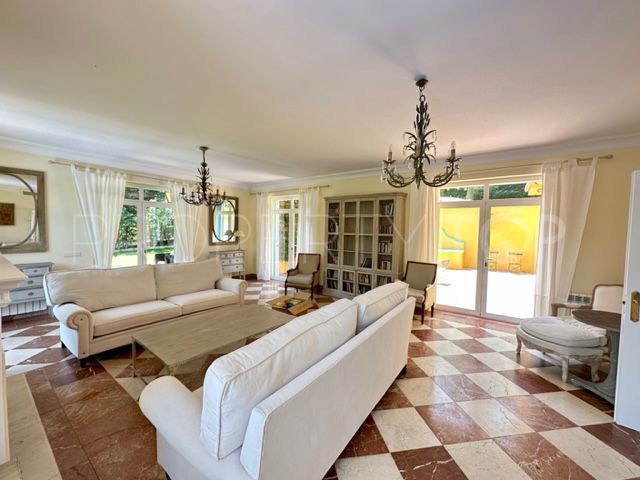 For sale villa in Sotogrande Alto