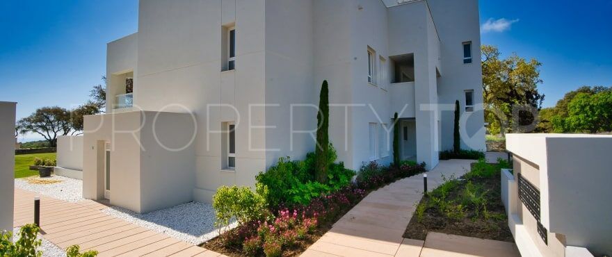 Sotogrande, apartamento con 2 dormitorios a la venta