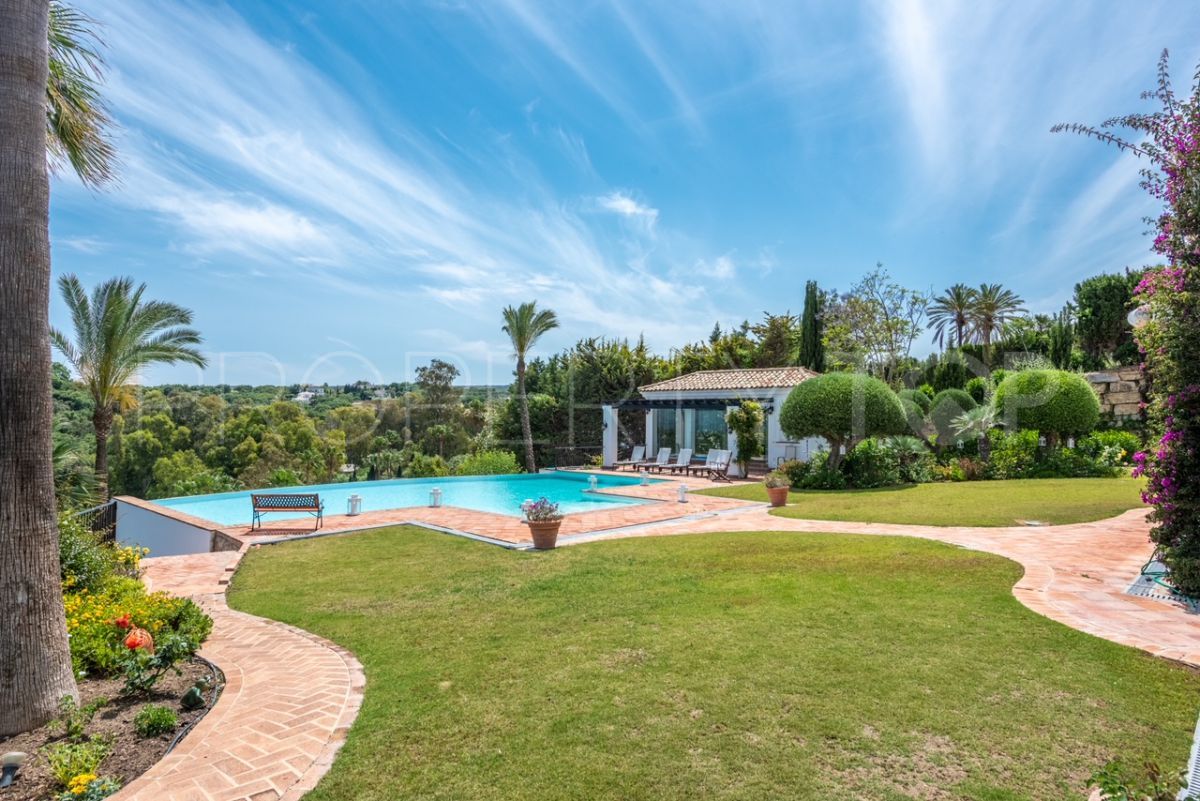 For sale villa in Sotogrande Alto