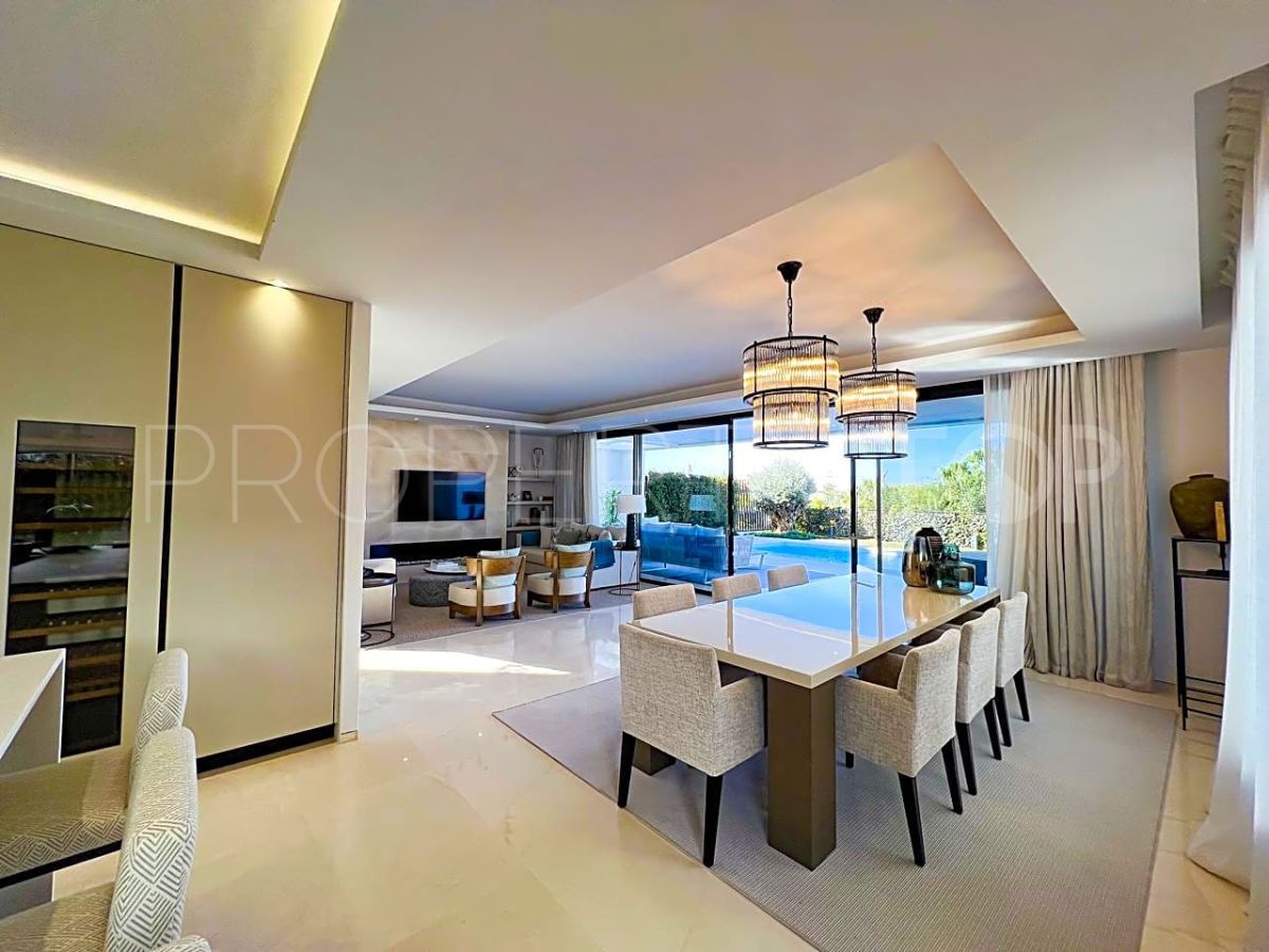 For sale villa in Los Monteros