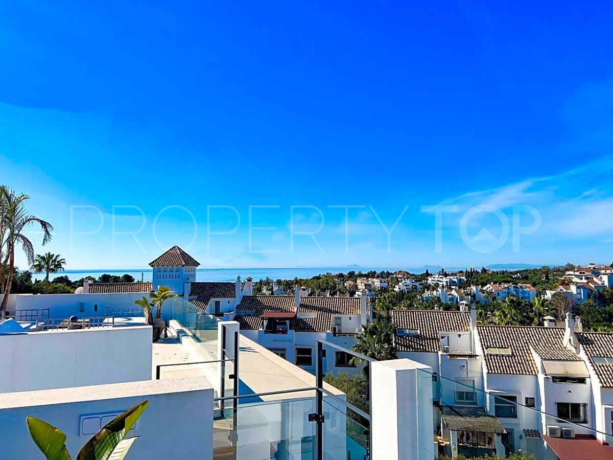 For sale villa in Los Monteros