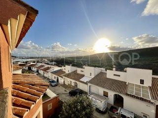 Town house for sale in Torreguadiaro with 4 bedrooms