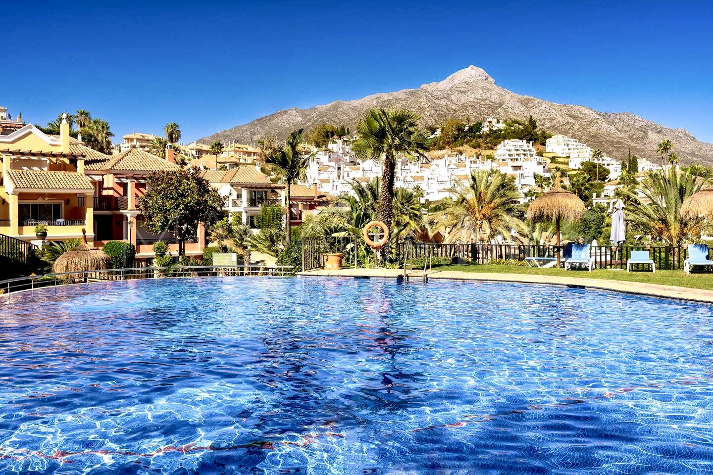Radhus for sale in Brisas del Sur