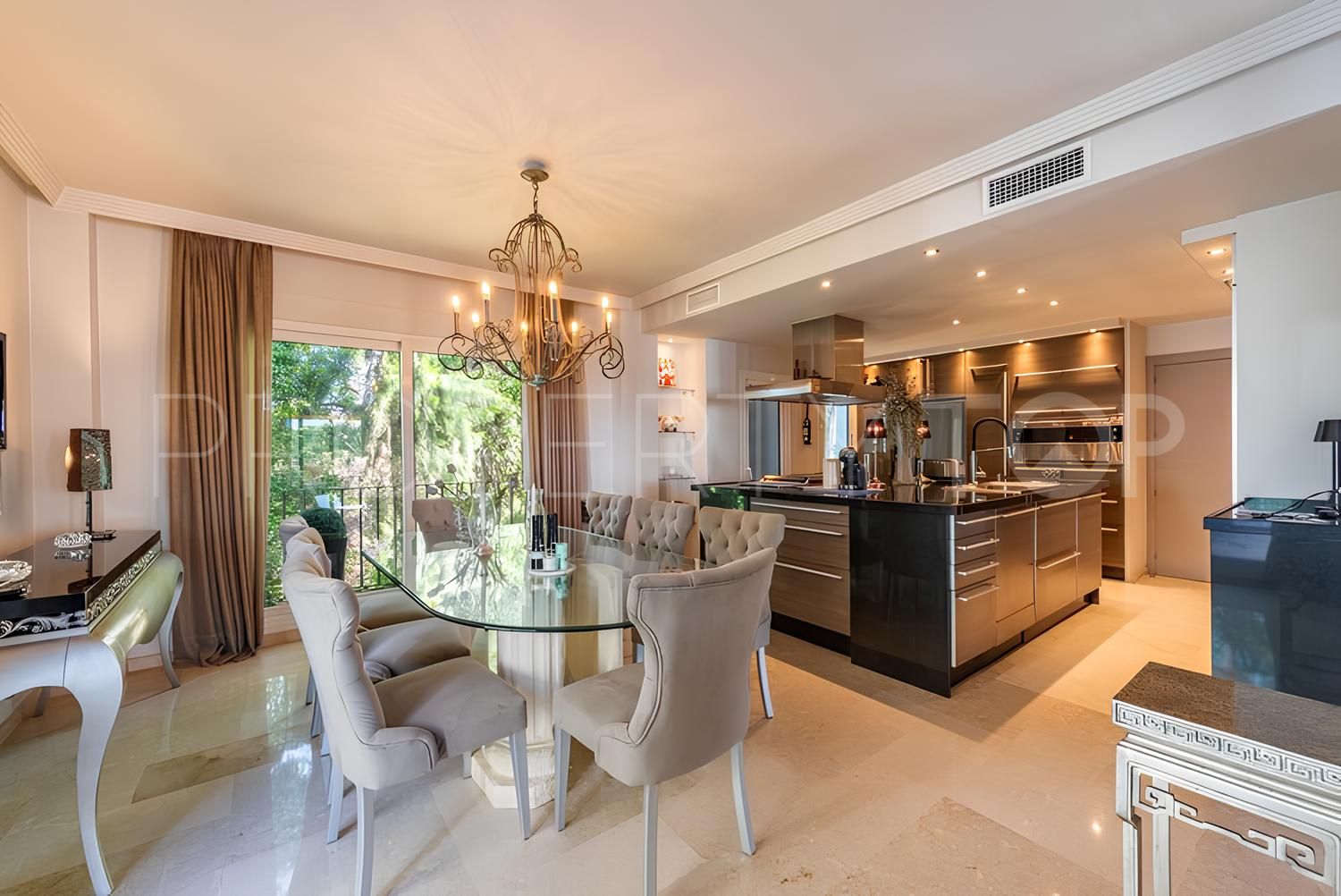 Los Monteros Palm Beach, atico duplex en venta con 4 dormitorios