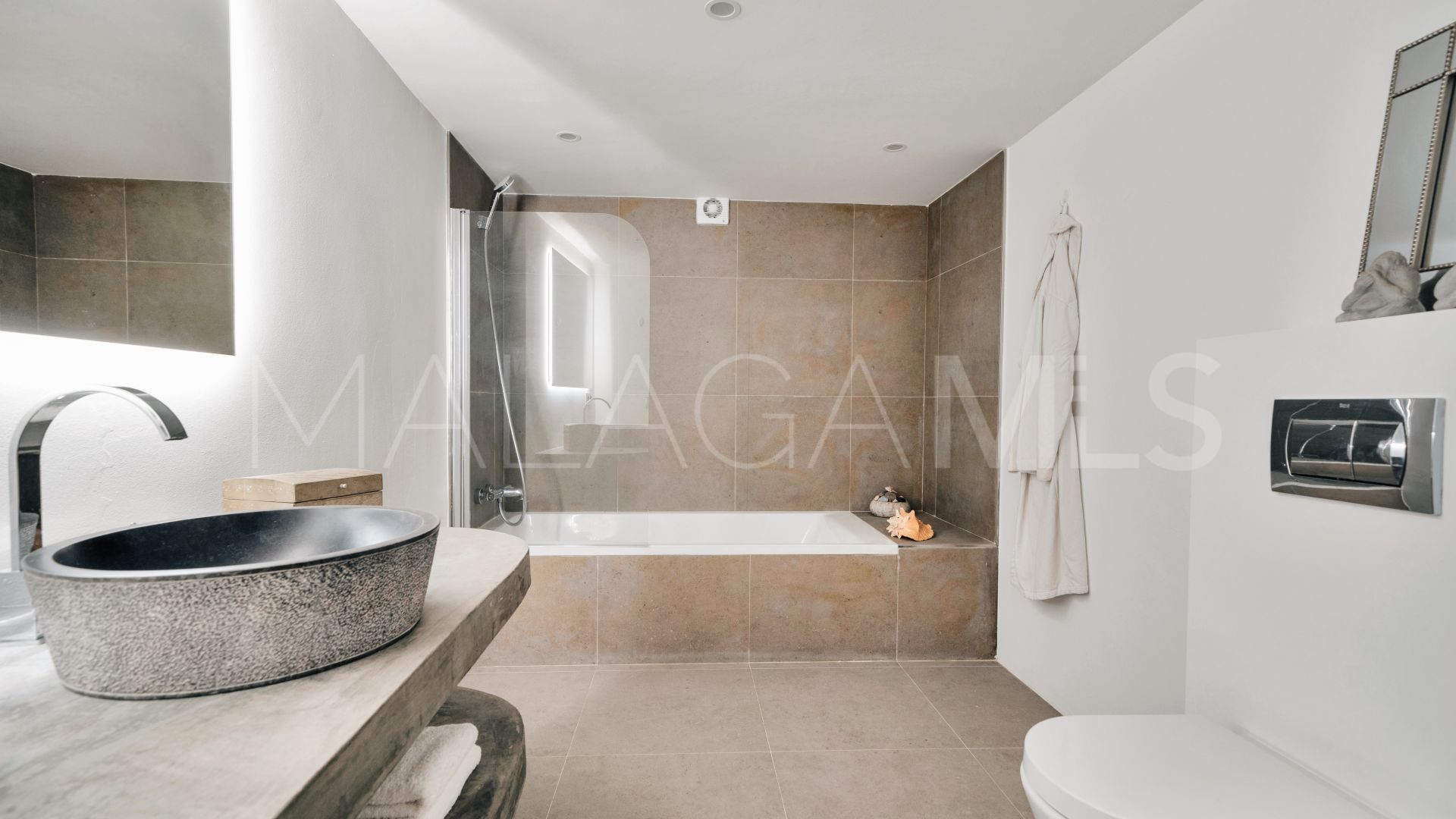 Villa for sale in Atalaya