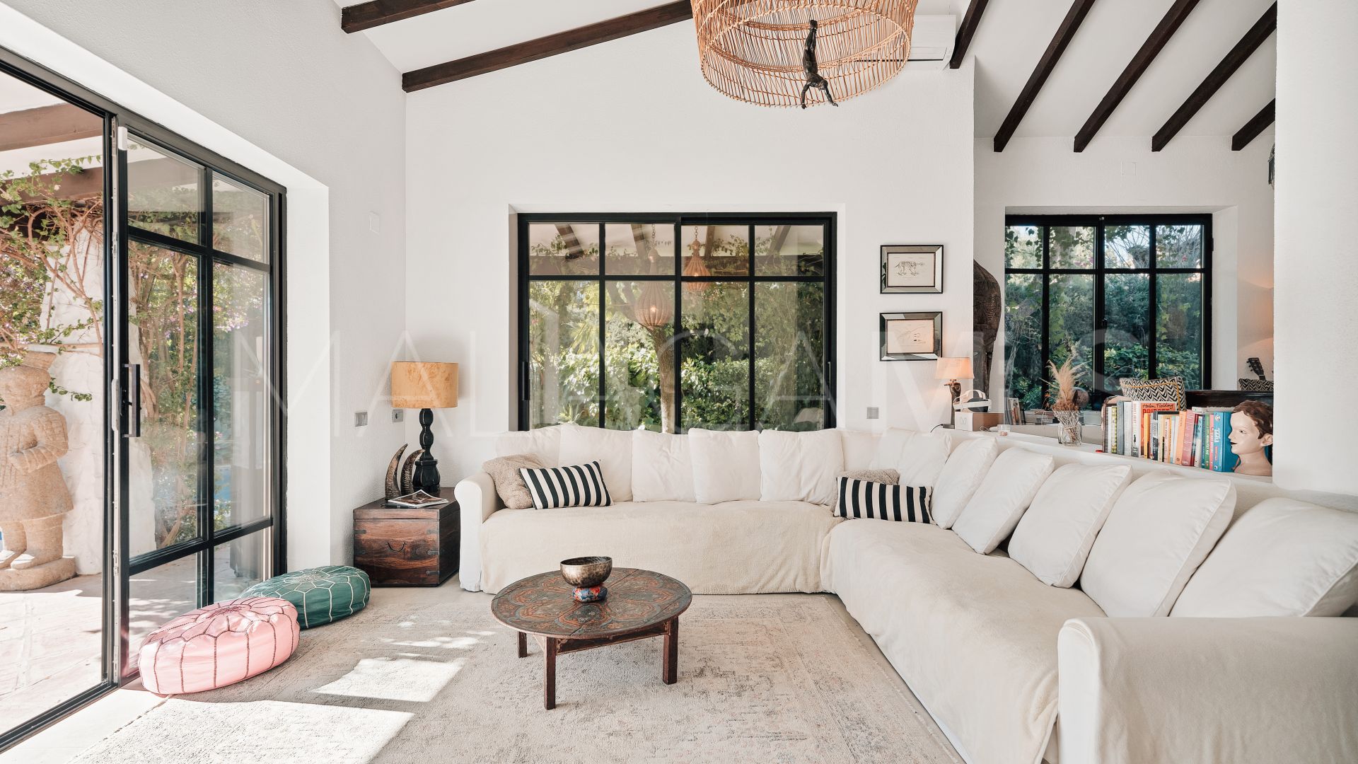 Villa for sale in Atalaya