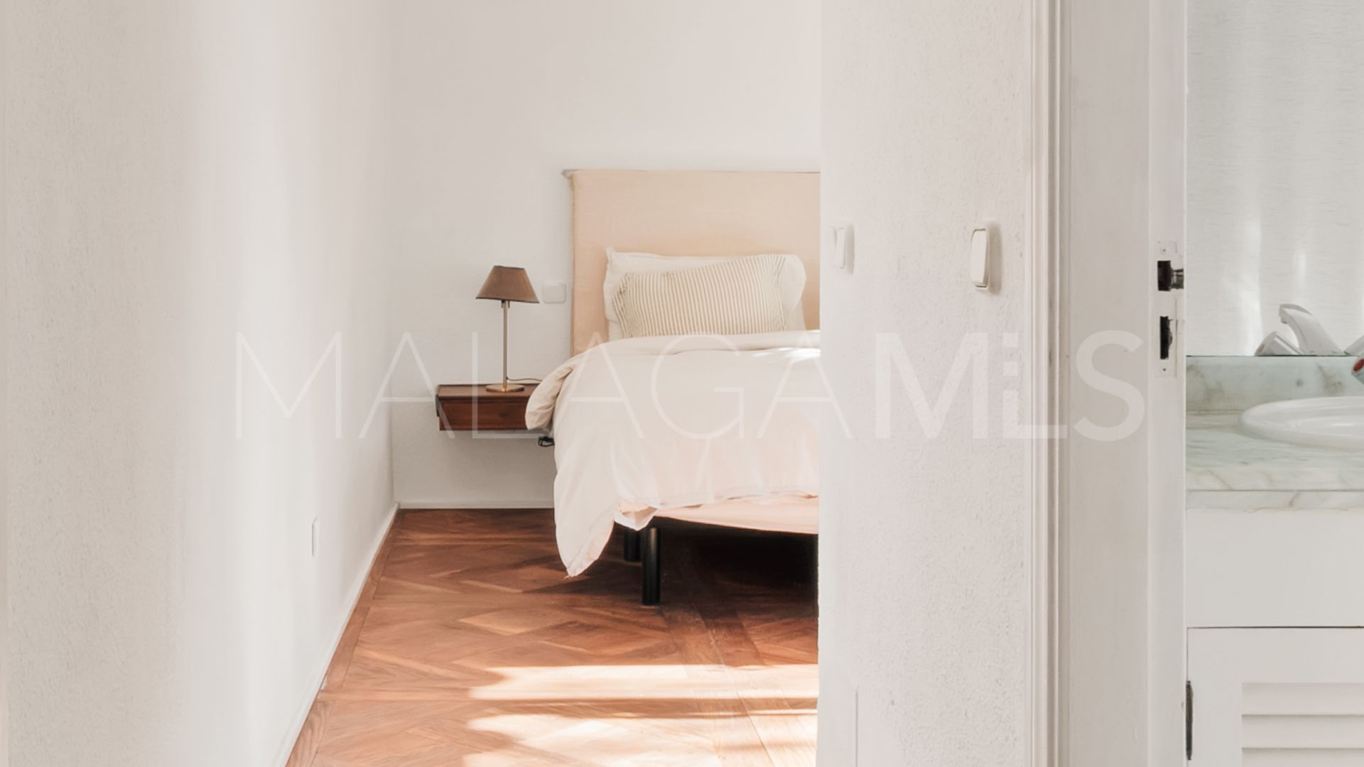 Villa for sale in Atalaya