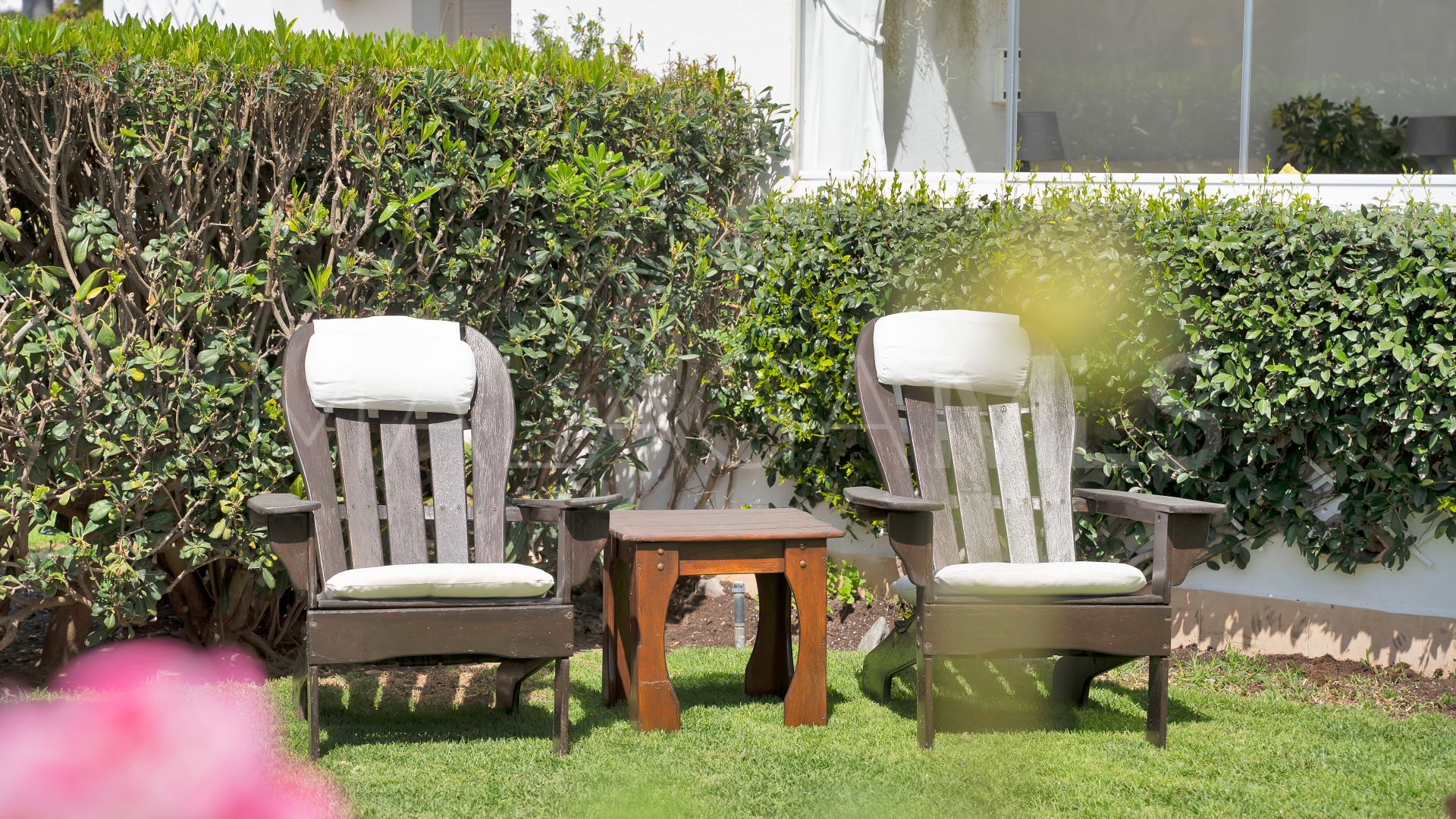 Ground floor apartment with 2 bedrooms for sale in Los Monteros Palm Beach