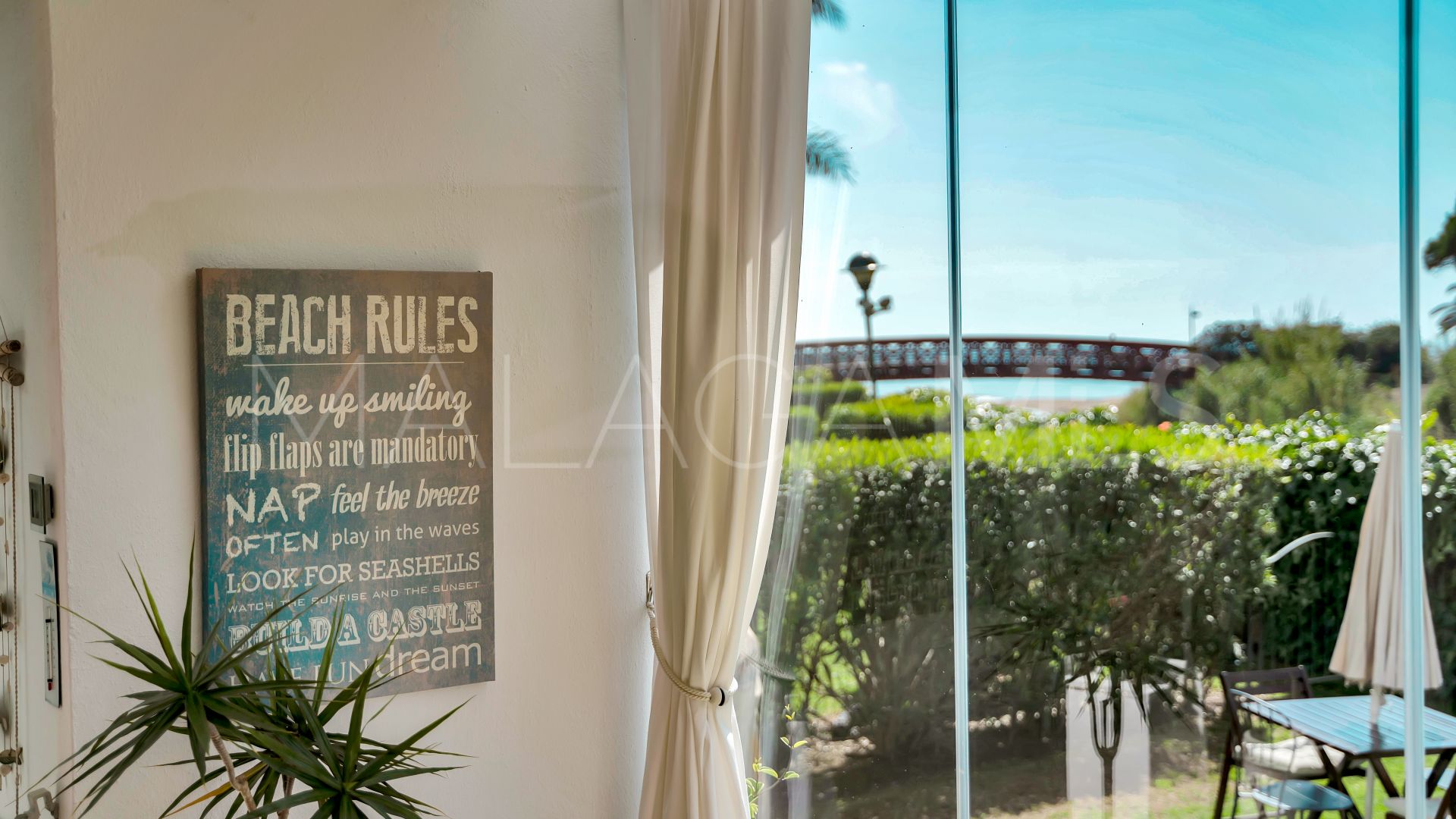 Ground floor apartment with 2 bedrooms for sale in Los Monteros Palm Beach