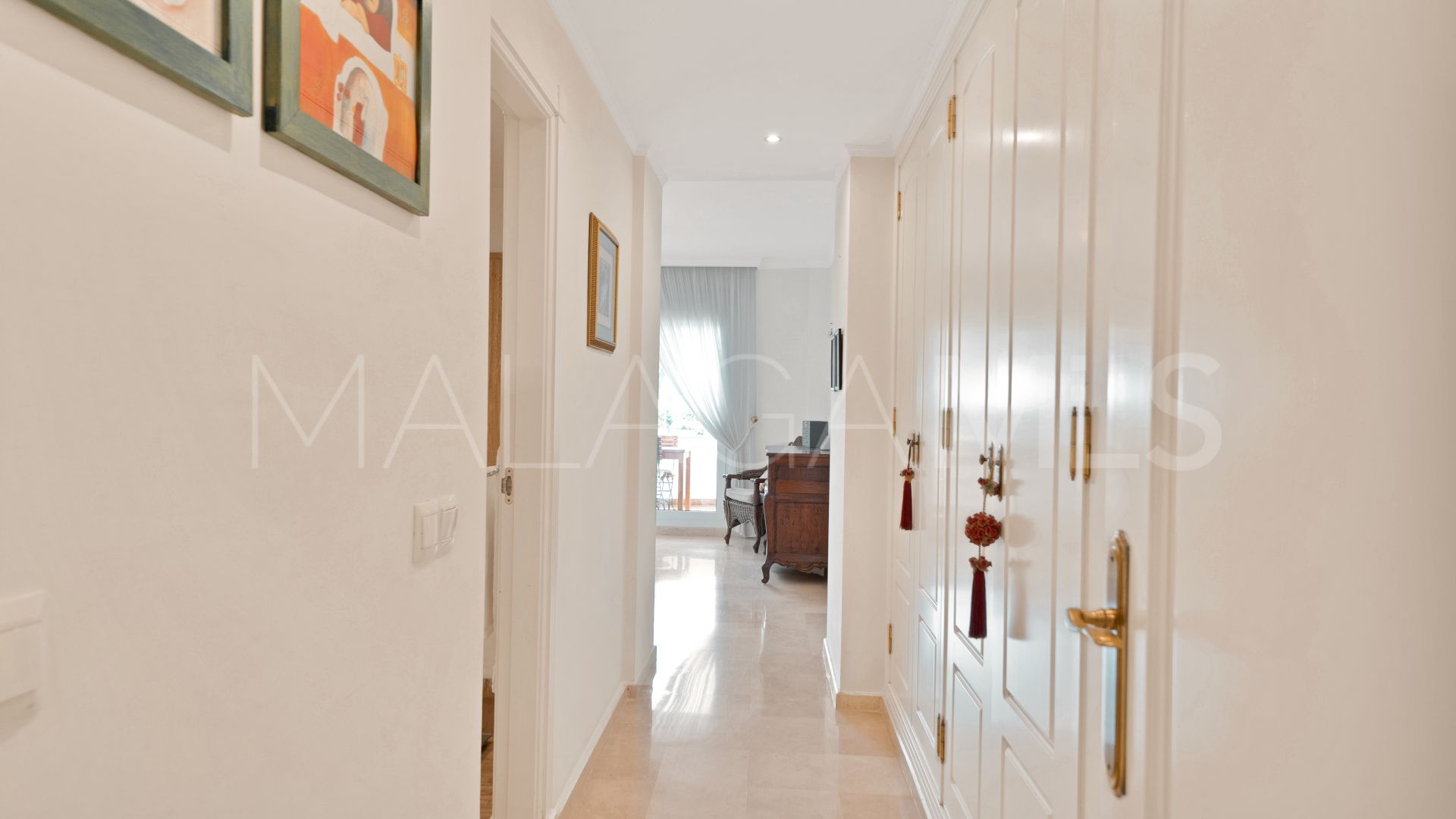 Ground floor apartment with 2 bedrooms for sale in Los Monteros Palm Beach