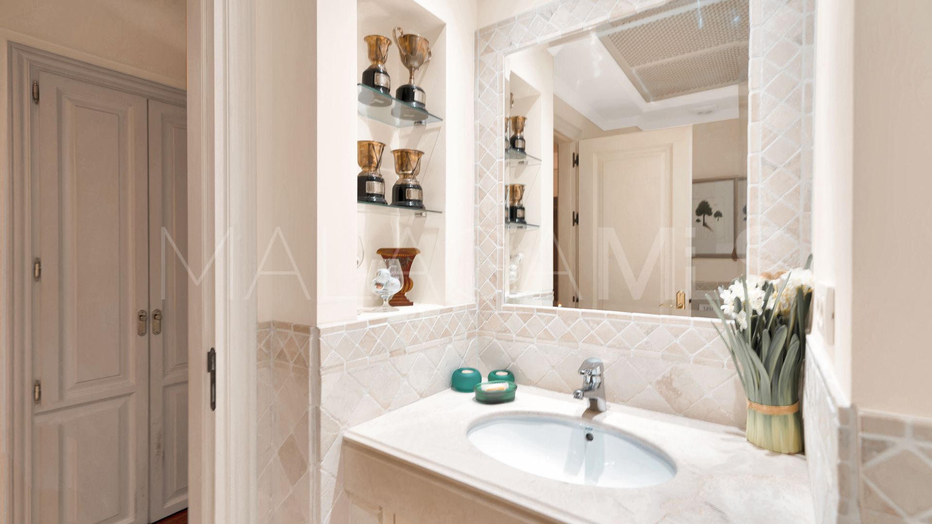 Buy atico duplex de 3 bedrooms in Las Alamandas