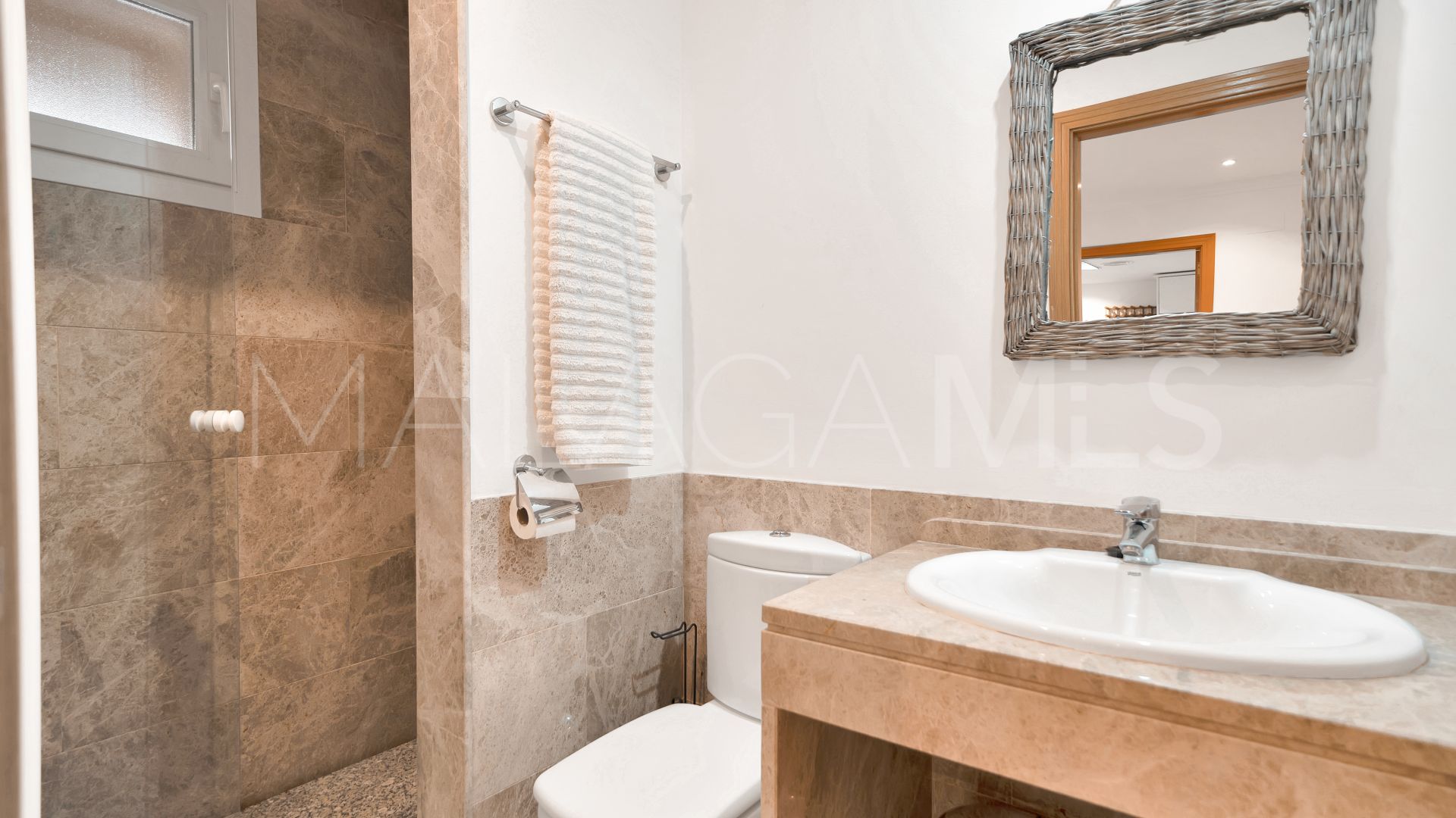 Pareado for sale in Santa Clara with 3 bedrooms