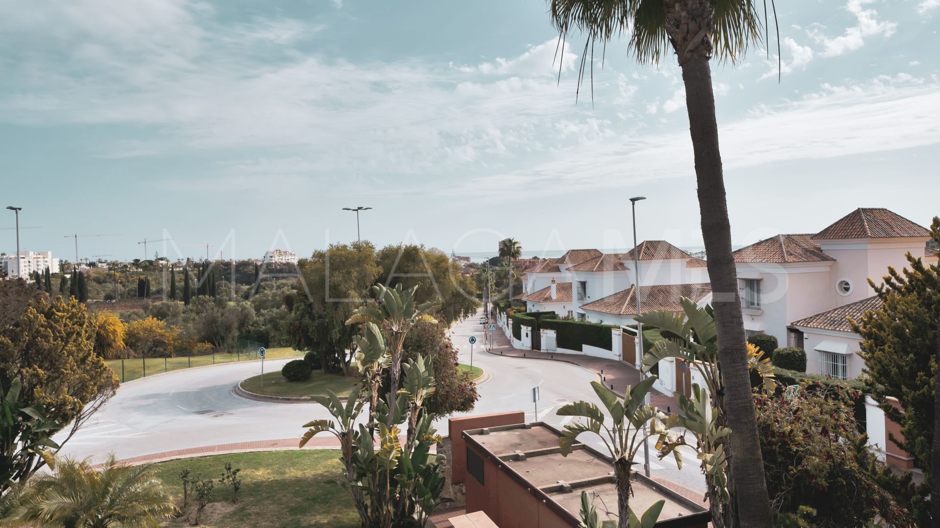 Pareado for sale in Santa Clara with 3 bedrooms
