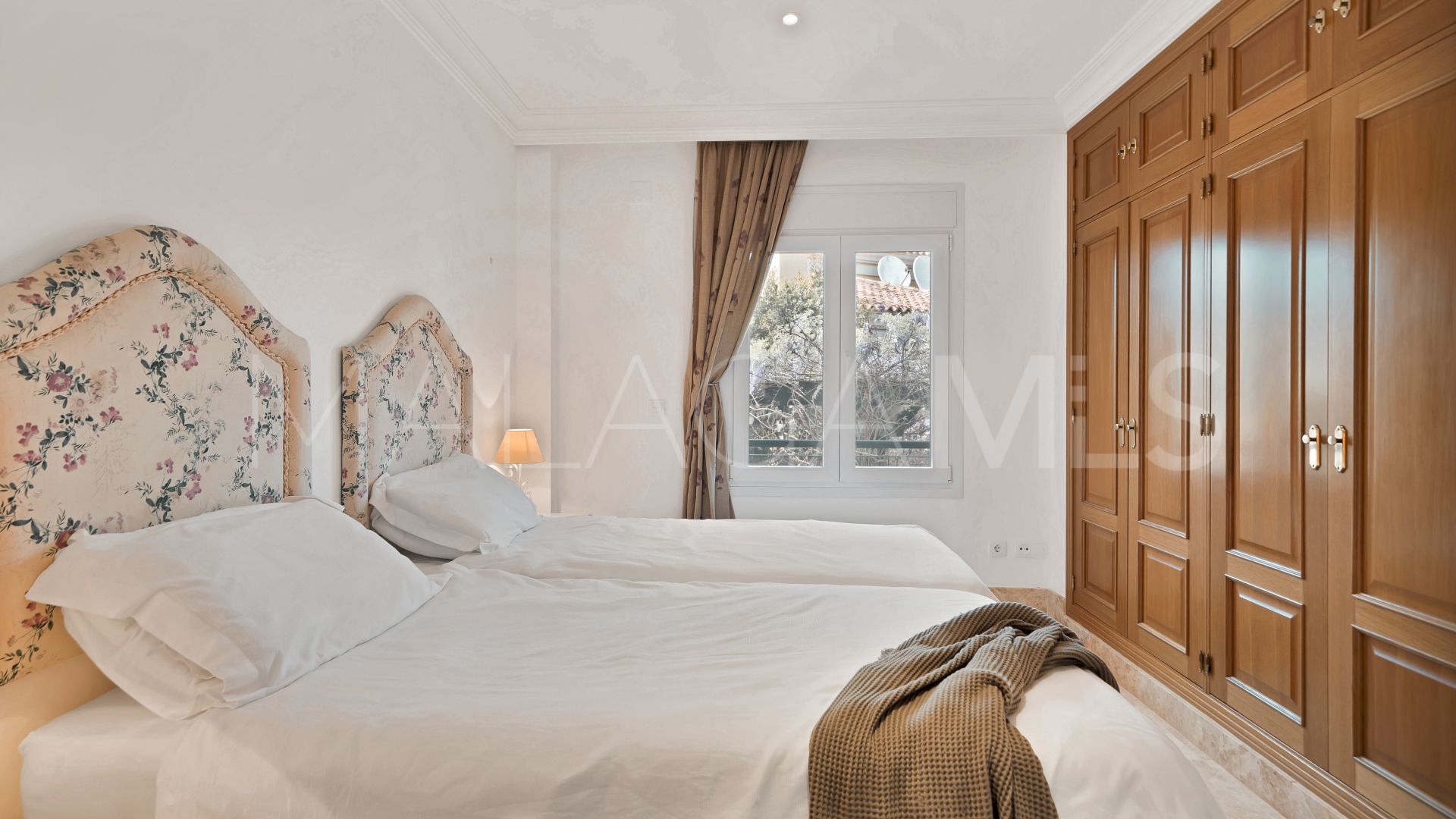 Pareado for sale in Santa Clara with 3 bedrooms