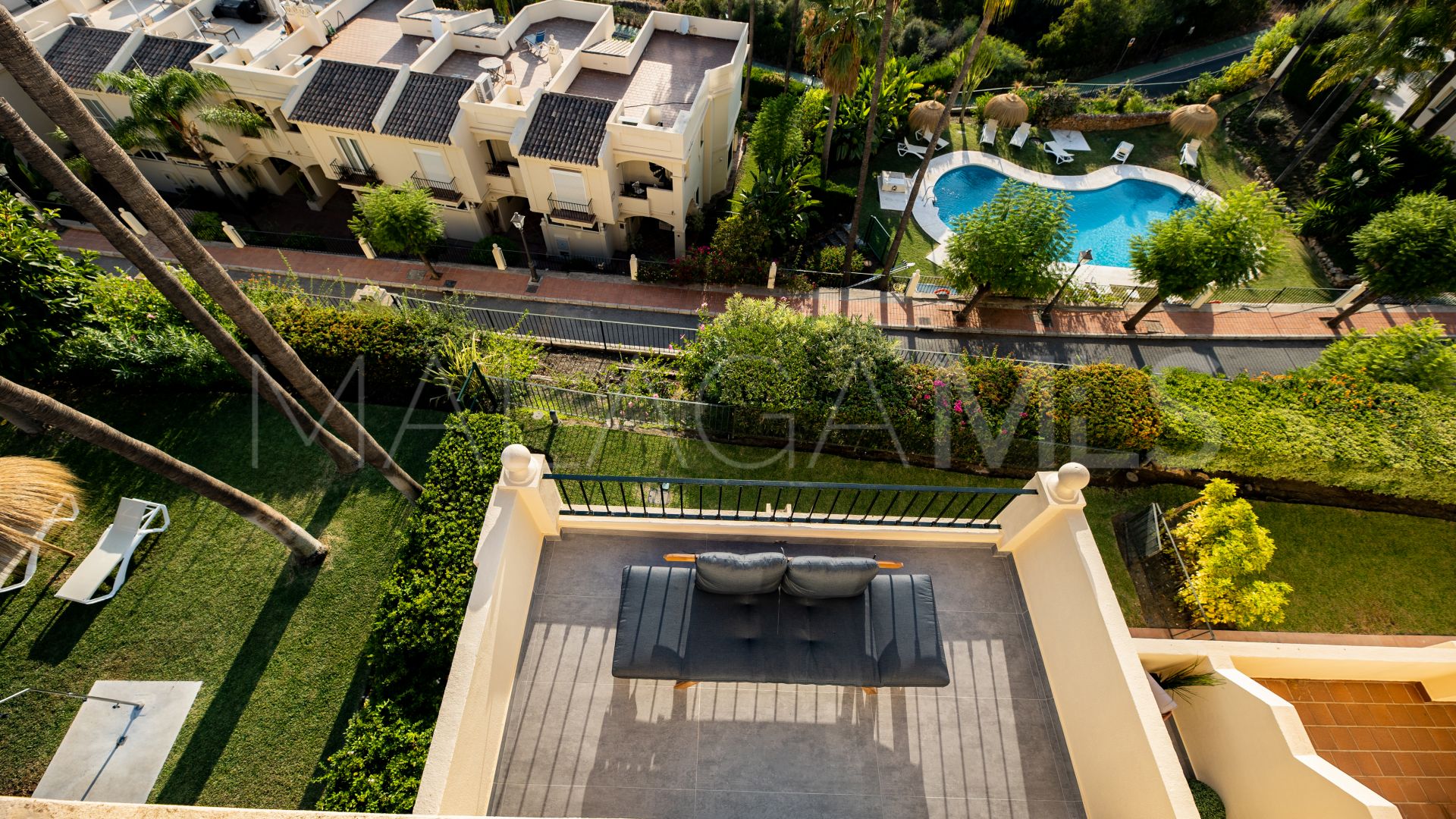 For sale La Quinta Hills duplex penthouse