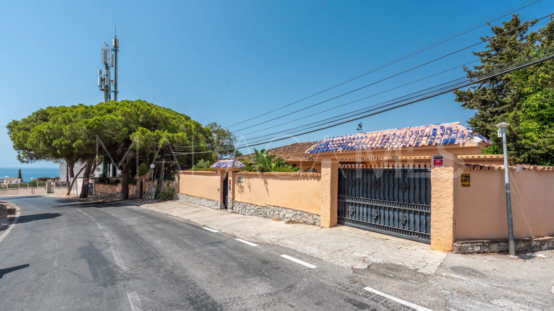 Villa for sale in Benalmadena Costa