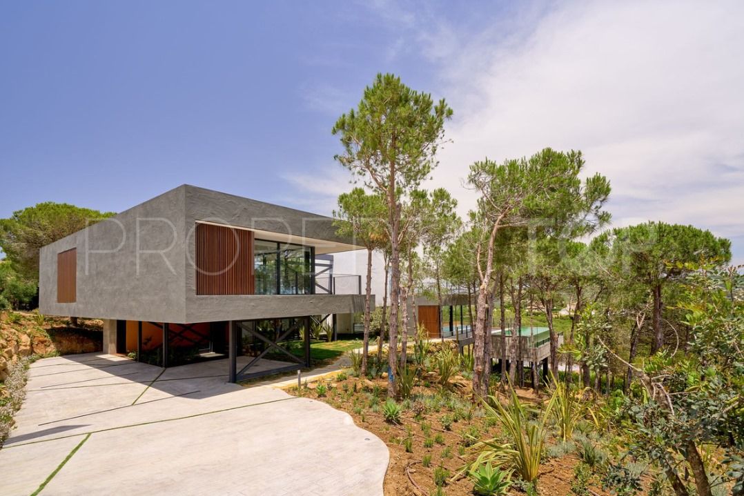 For sale house in Sotogrande Alto with 5 bedrooms