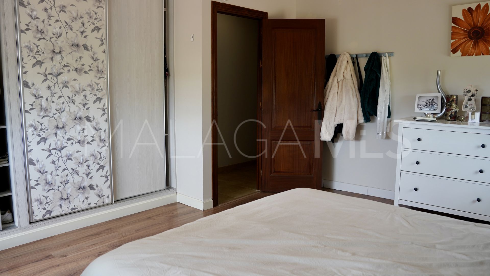 Se vende villa de 6 bedrooms in Guadalobon