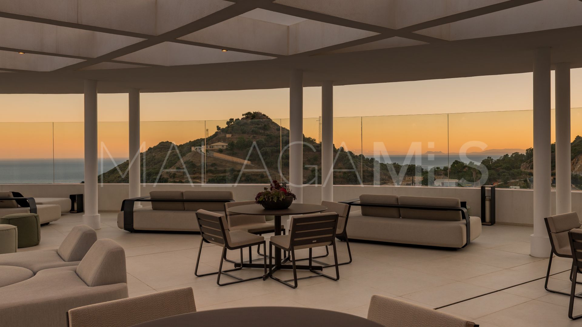 Duplex penthouse for sale in Palo Alto